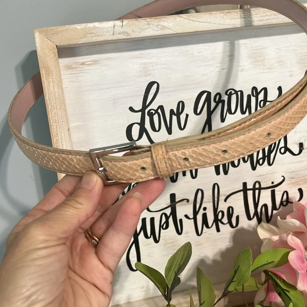 Amanda Smith Beige Textured Belt